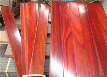 Sàn gỗ Hương Nam Phi 18*90*900 mm